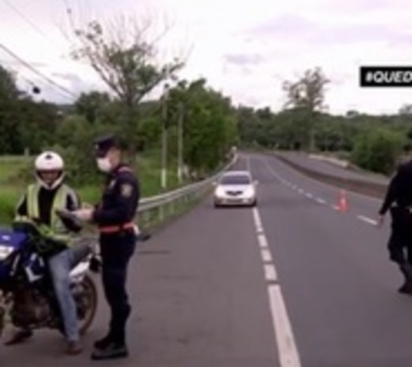 Inconscientes aprovechan escaso control en ruta para viajar - Paraguay.com