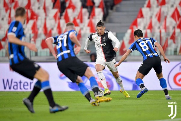 Volver a jugar o no, el gran dilema del fútbol italiano