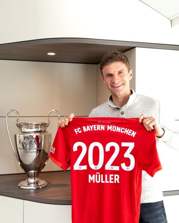 Thomas Müller extiende su vínculo con Bayern Múnich hasta el 2023
