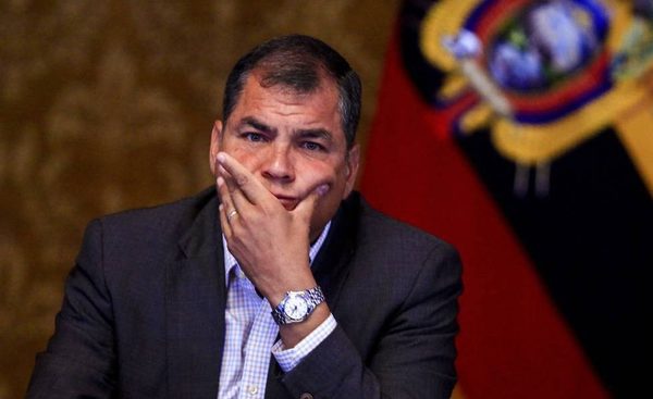 Condenan a 8 años de prisión al expresidente Rafael Correa de Ecuador