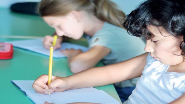 Aprender sin internet: los desafíos de la educación pública hoy