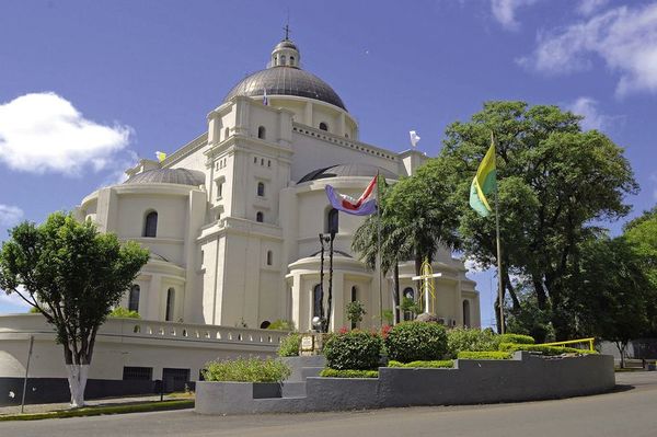 COVID-19: Basílica de Caacupé permanecerá cerrada hasta el 12 de abril - Periodísticamente - ABC Color