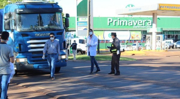 Liberó la gaseosa, pero atajó a la rubia | Crónica