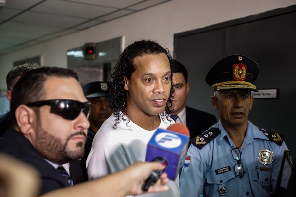 Las claves en la nueva medida preventiva para Ronaldinho y su hermano