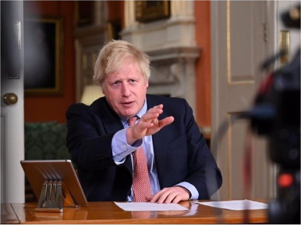 Boris Johnson pasa segunda noche en cuidados intensivos