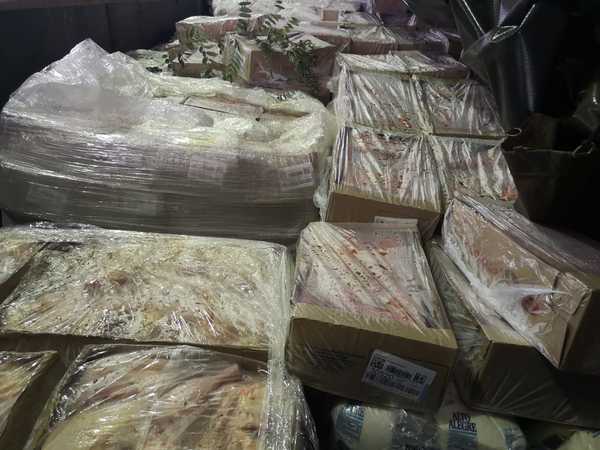 Aduanas dona tres toneladas de alimentos a la Gobernación de Alto Paraná » Ñanduti