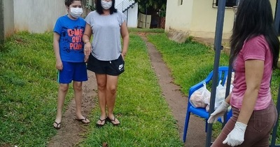 Festejó su cumpleaños repartiendo víveres