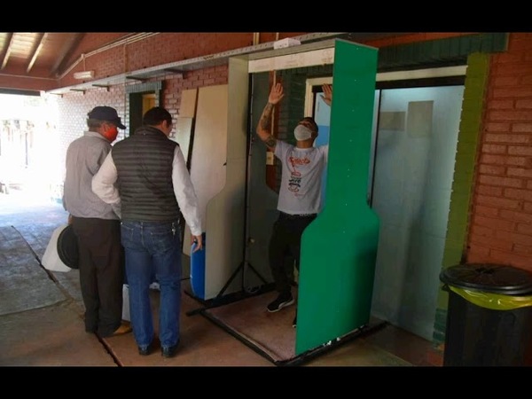 ENTREGAN EQUIPO DE BARRERA SANITARIA PARA EL HOSPITAL PEDIÁTRICO