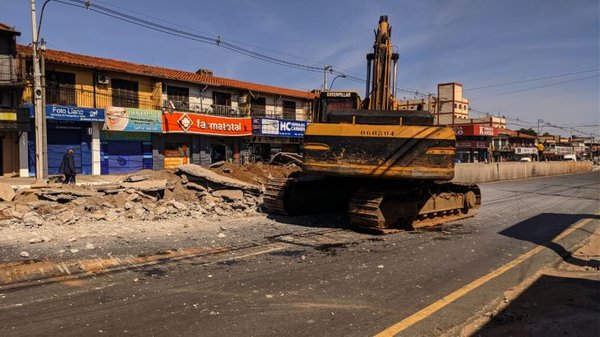 Demolición de paradas del metrobús podría culminar este fin de semana » Ñanduti