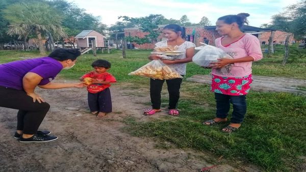 Denuncian que policías no permiten ayudar