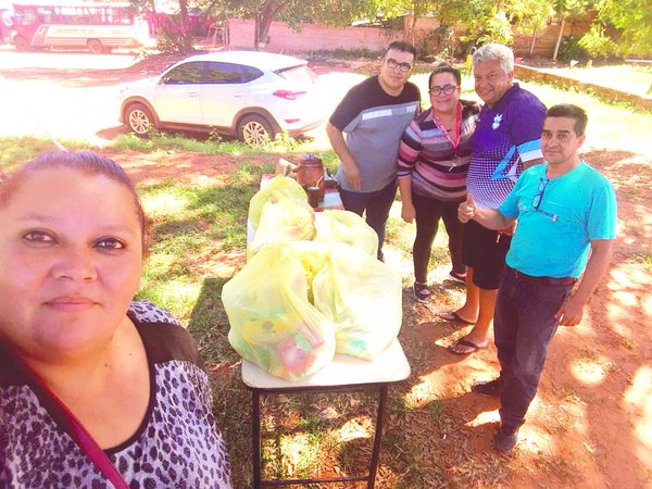 Gastaron todo el ahorro del club para repartir víveres