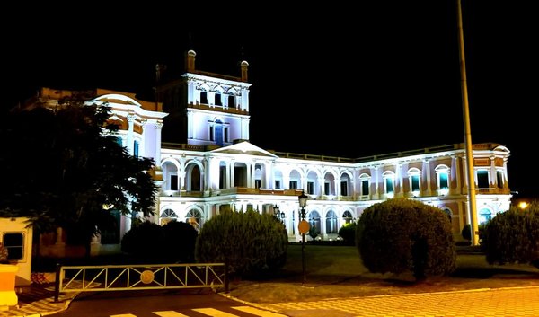 Expertos instan a cambios impositivos para reforma del Estado paraguayo
