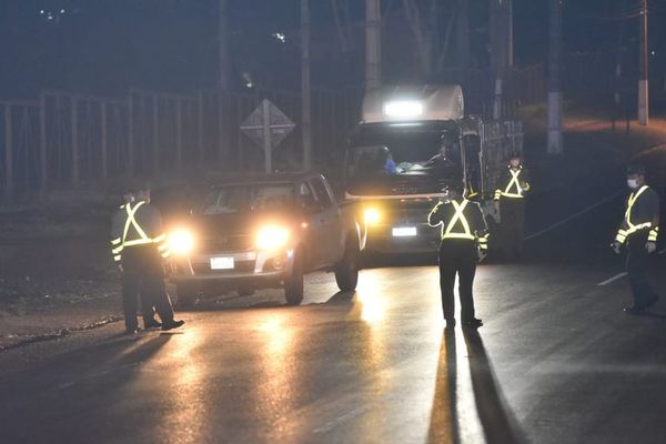 Policía verificará cumplimiento de cuarentena en las rutas durante Operativo Semana Santa - Nacionales - ABC Color