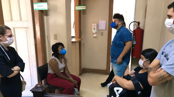 HOY / Médicos tienen respaldo del Ministerio de Salud, afirma doctora paraguaya residente en Porto Alegre