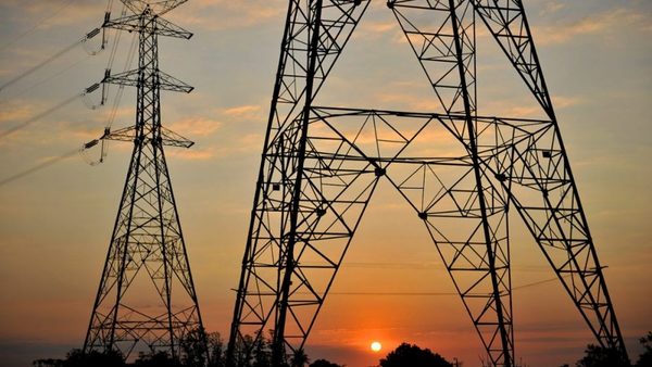 Usuarios denuncian sobrefacturación de la Ande en plena cuarentena