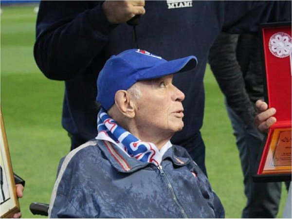 Eduardo Rivas, la Voz Romántica del Paraguay, falleció este jueves