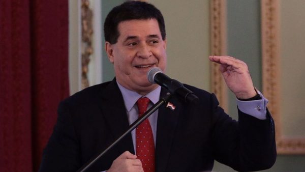 Fiscalía brasileña impone medidas a Horacio Cartes en marco de la investigación Lava-Jato