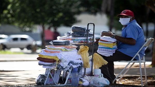 Crisis sanitaria ya dejó a 70.000 trabajadores desempleados - Paraguay Informa