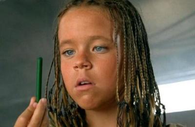 Así luce a sus 35 años Tina Majorino, la niña de 'Waterworld' - SNT