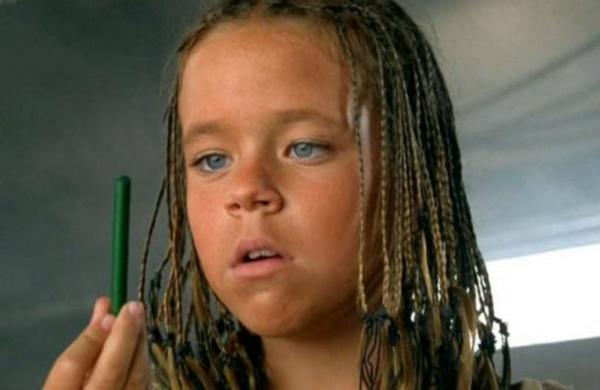 Así luce a sus 35 años Tina Majorino, la niña de 'Waterworld' - SNT