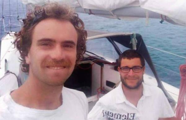 La historia de los dos jóvenes franceses que pasan la cuarentena en un velero - SNT