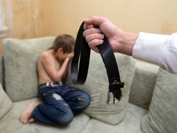 Denunció que su ex golpeó a su hijo