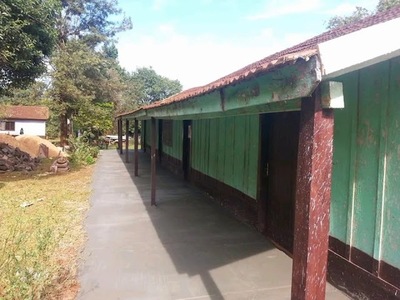HURTAN EN HUMILDE ESCUELA DE NATALIO