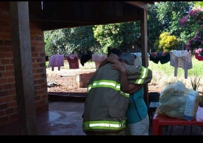 UN ABRAZO DE GRATITUD QUE FUE IMPOSIBLE EVITAR.
