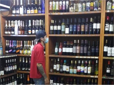 Las bodegas reanudan este lunes su servicio de delivery
