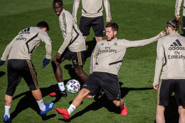 Sin gira americana y con nuevo revés económico - Fútbol - ABC Color