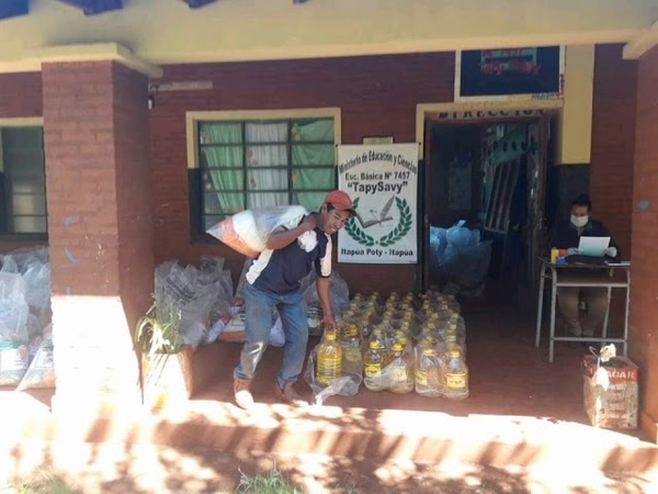 ESCUELAS INDÍGENAS DE ITAPÚA POTY RECIBIERON KIT DE VÍVERES DE LA GOBERNACIÓN DE ITAPÚA