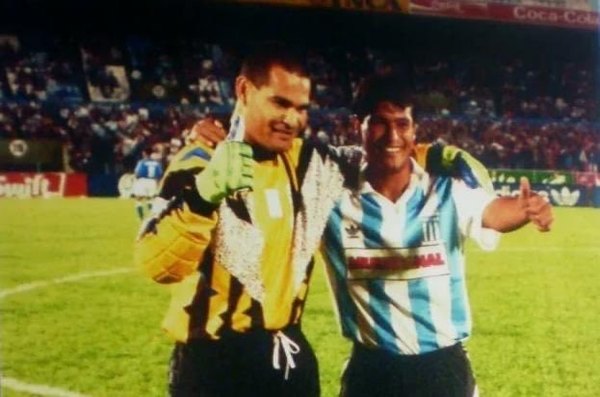 Racing recuerda 'cariñosamente' a un paraguayo