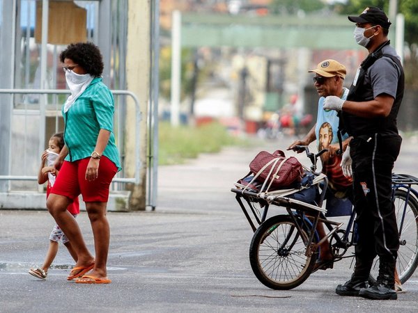 Muertos por coronavirus en Brasil llegan a 1.124, con 20.727 casos