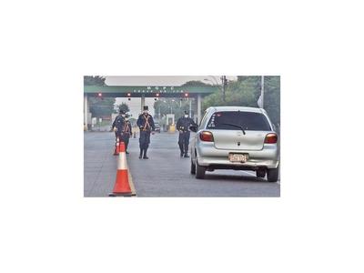 Intensifican controles para atrapar a avivados que viajaron al interior