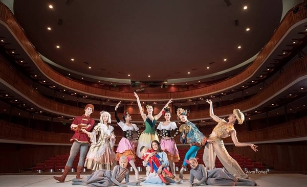 HOY / "El Cascanueces": Puesta del Ballet Municipal Asunción, a través de Facebook