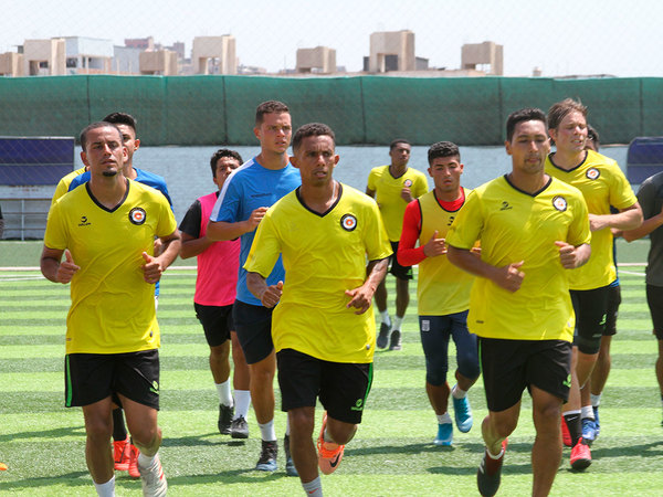 Club peruano de Segunda División cancela contratos de sus jugadores