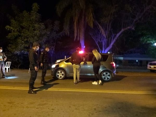 Barrera fiscal, policial y militar en Villa Florida - Nacionales - ABC Color