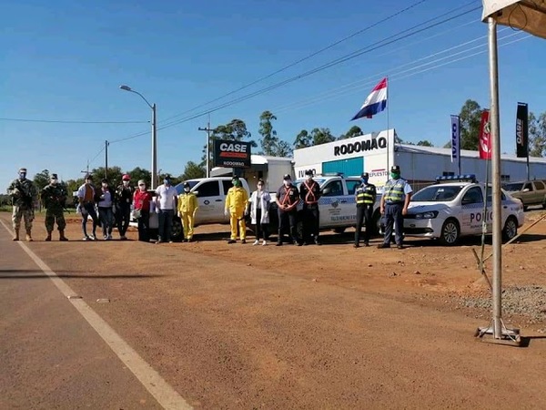CUATRO APREHENDIDOS POR VIOLAR CUARENTENA SANITARIA EN CONTROL SOBRE RUTA PY06