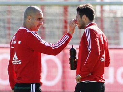 Guardiola, el mejor entrenador en toda la vida de Claudio Pizarro