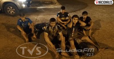 Paraguayos detenidos por intentar cruzar a nado y en canoa al Brasil