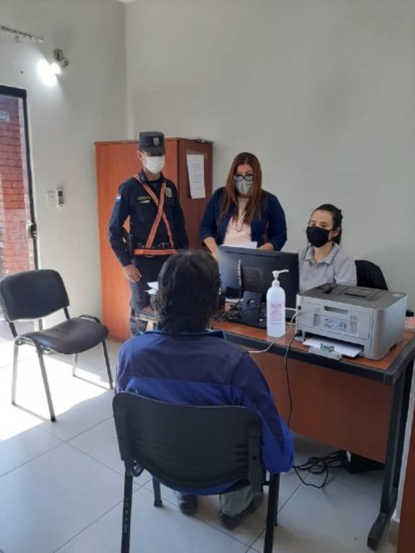 Imputan a sepultureros tras violar cuarentena y realizar entierro nocturno