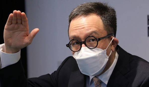 HOY / Cómo levantar la cuarentena, según experto en combate del COVID-19