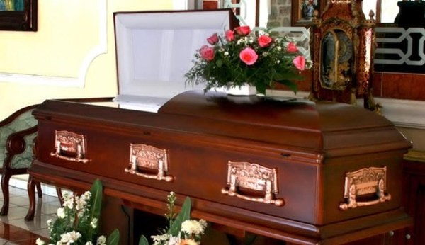 Insólito; mujer “resucita” en la morgue - Digital Misiones