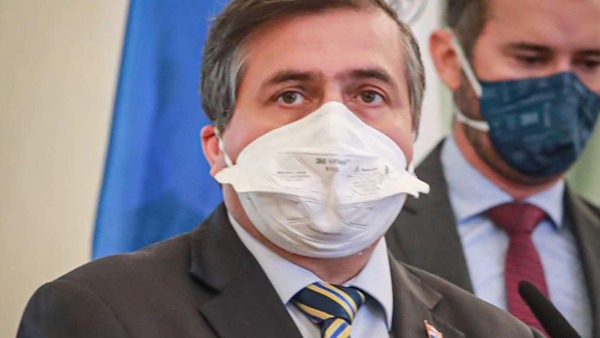 EL GOBIERNO DECIDIÓ SUSPENDER LOS CONTRATOS DE ADQUISICIÓN DE MASCARILLAS POR LA DINAC