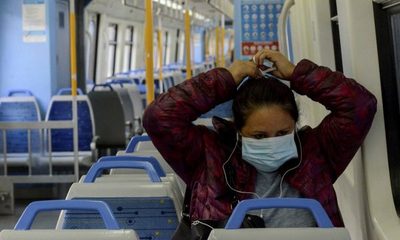 Bajan a pasajeros que no usen tapabocas en colectivos