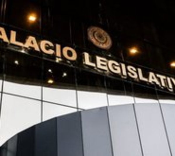 Congreso reporta a otro funcionario con Covid-19 - Paraguay.com