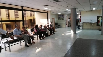 HOY / Medio sueldo mínimo para  asegurados de IPS cesados:  hasta ahora son 35 mil