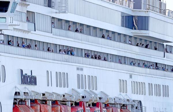 Un argentino a bordo del Rotterdam presenta habeas corpus para volver a casa » Ñanduti
