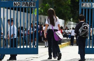 Covid-19 Colegios privados piden al Estado USD.20 millones para el pago de salarios | Noticias Paraguay