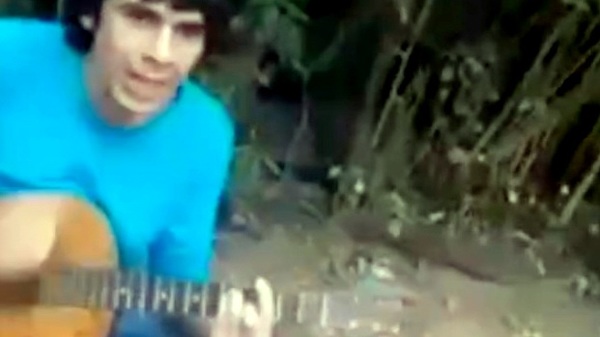 Cambió la letra de 13 Tuyutí a Bata Morotî y se volvió viral [VÍDEO]